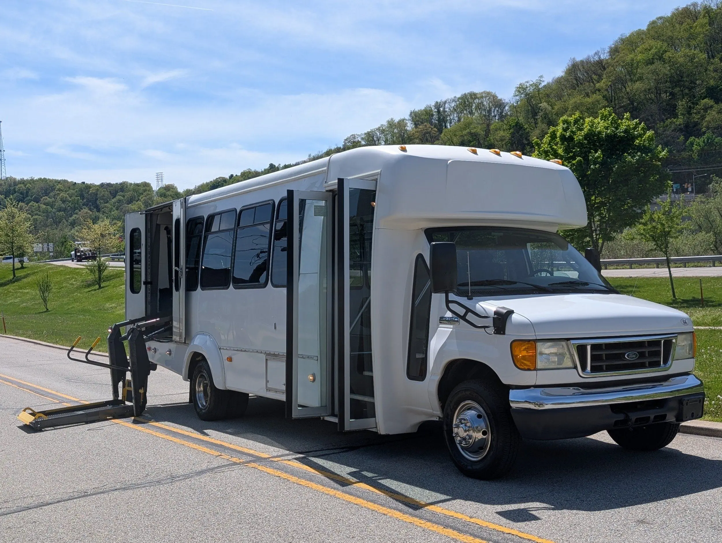2007 Ford E-Series undefined photo 4