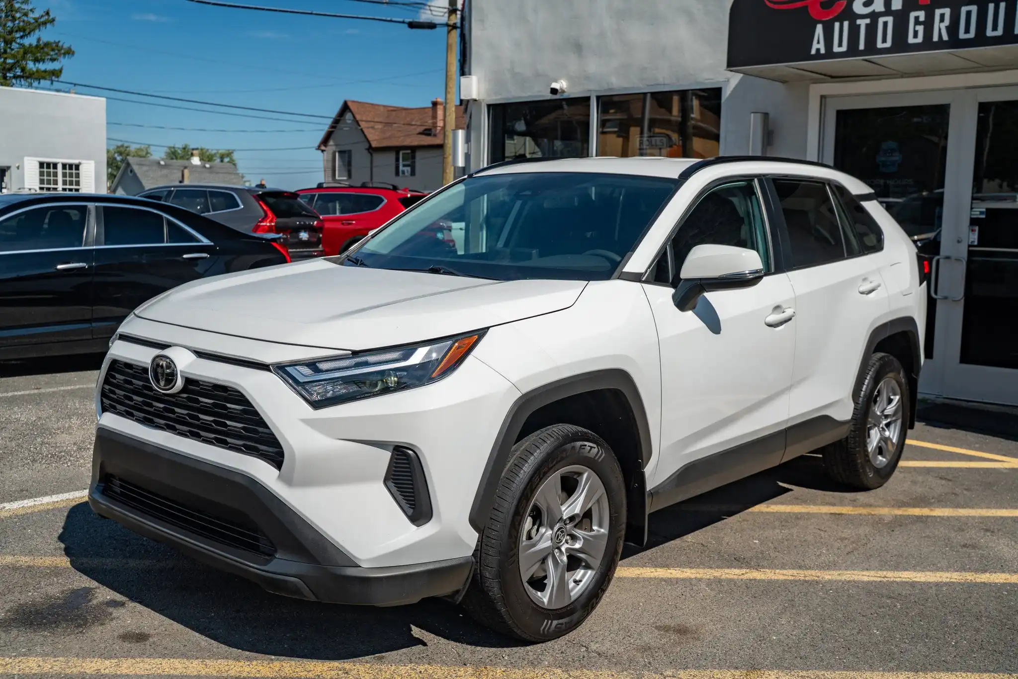 2022 Toyota RAV4 XLE AWD's photo