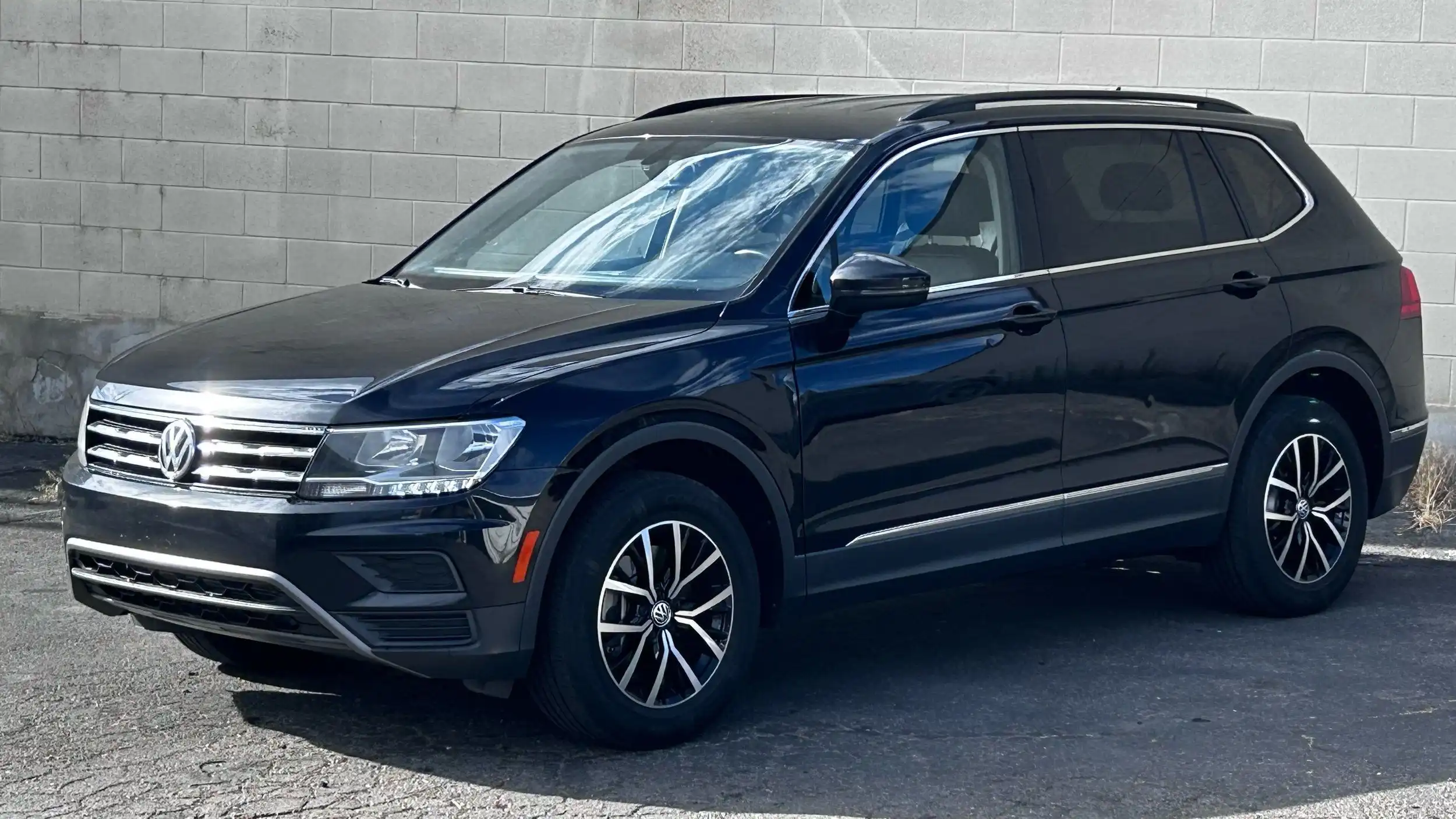 2021 Volkswagen Tiguan 2.0T SE 4Motion's photo