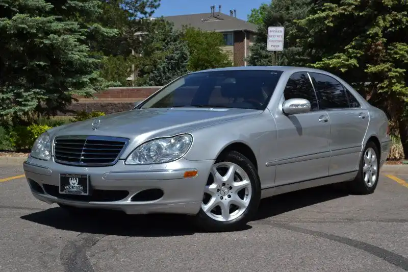 2004 Mercedes-Benz S-Class S500 4Matic's photo