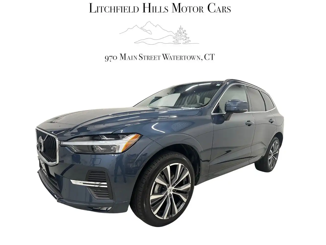 2022 Volvo XC60 B5 Momentum AWD's photo