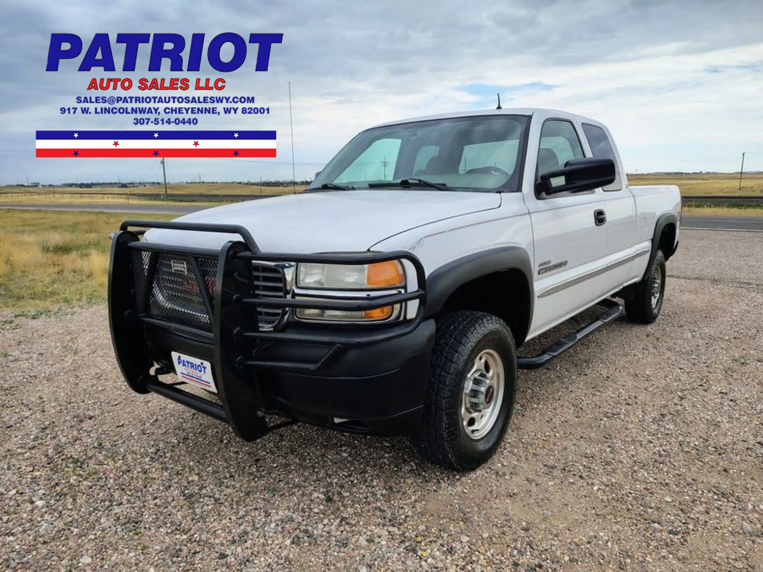 2001 GMC Sierra 2500HD 4WD Extended Cab SWB SL's photo