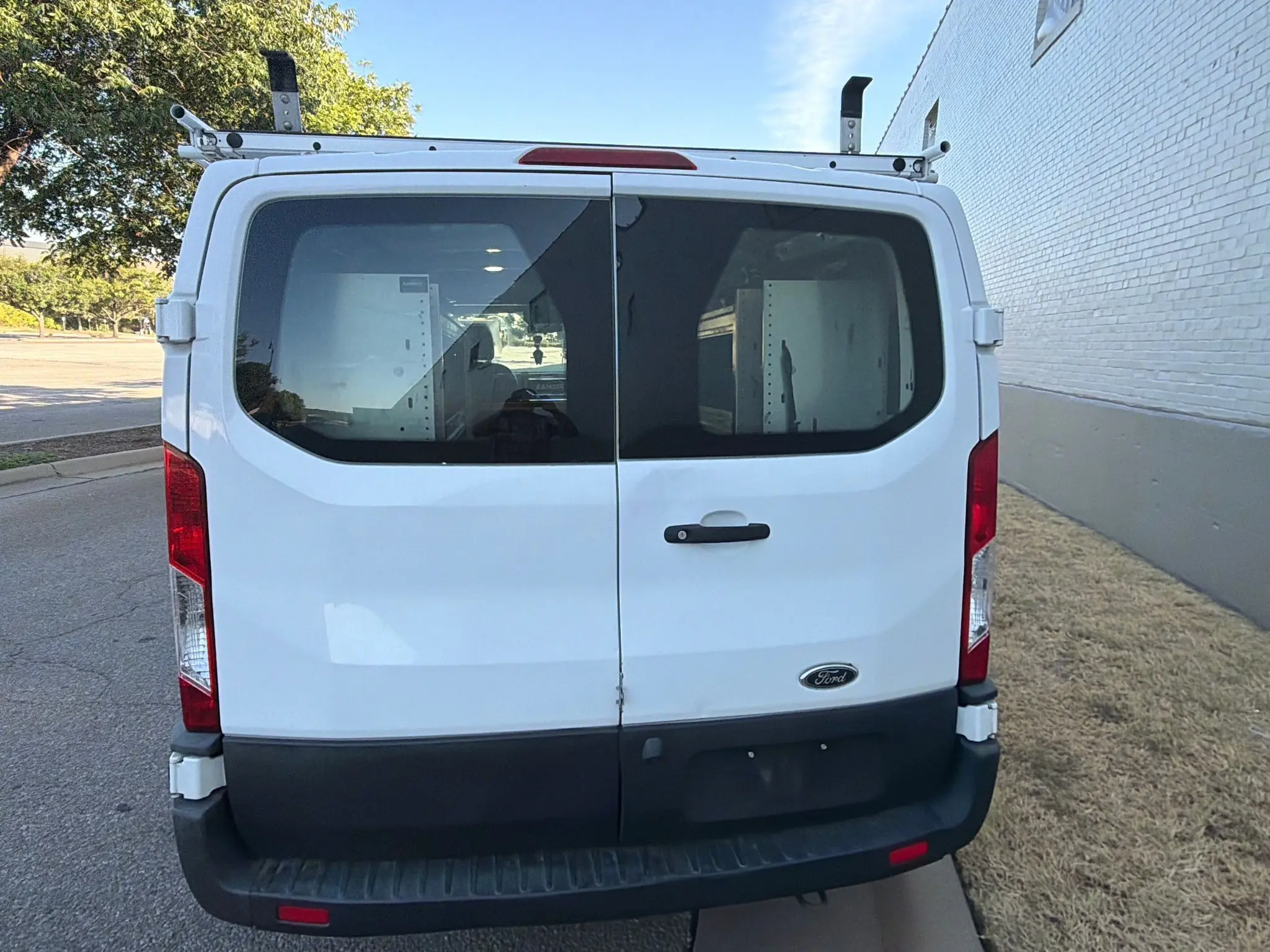2020 Ford Transit 250 Low Roof 130 WB photo 3