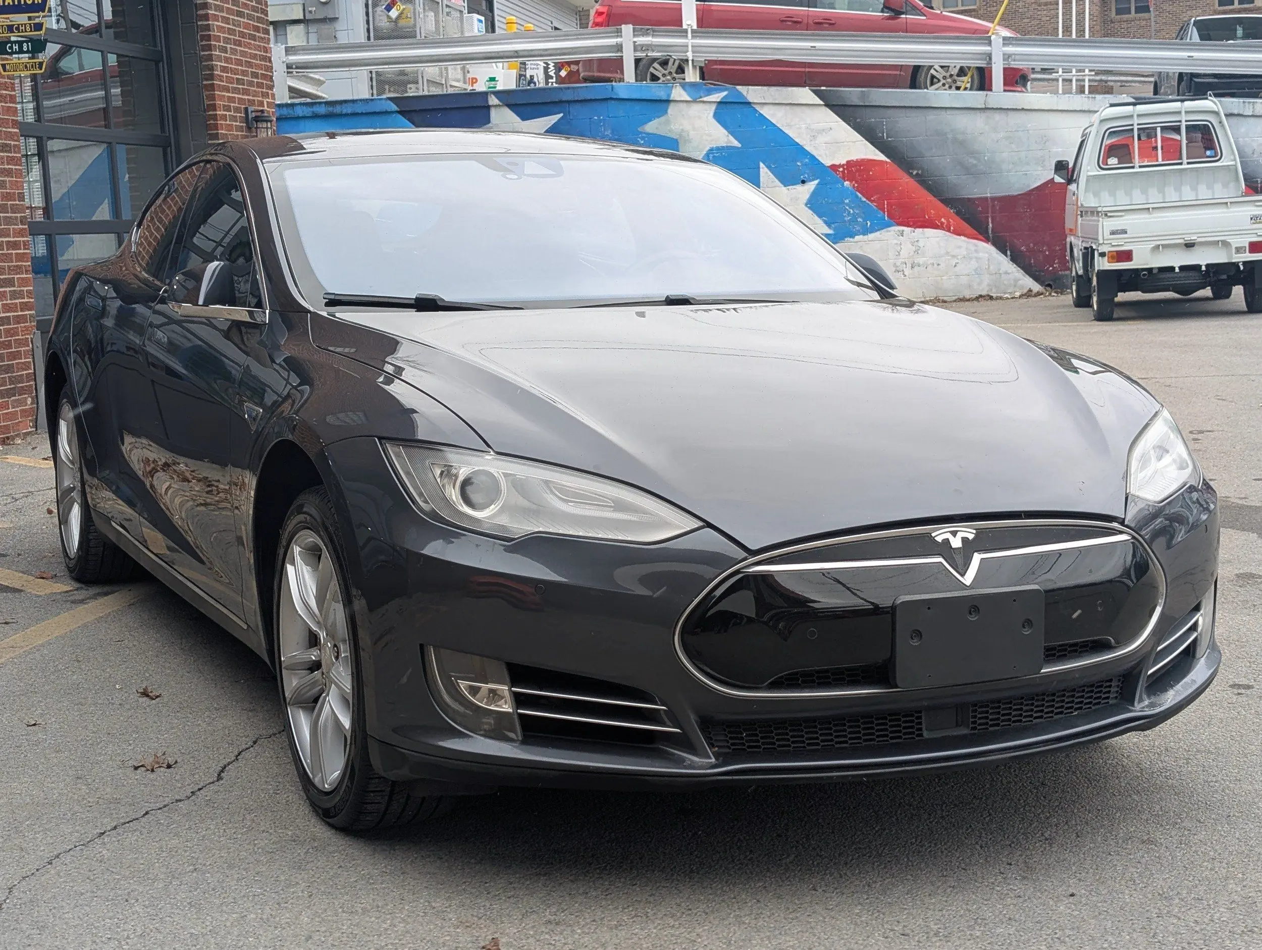 2014 Tesla Model S 60D photo 4