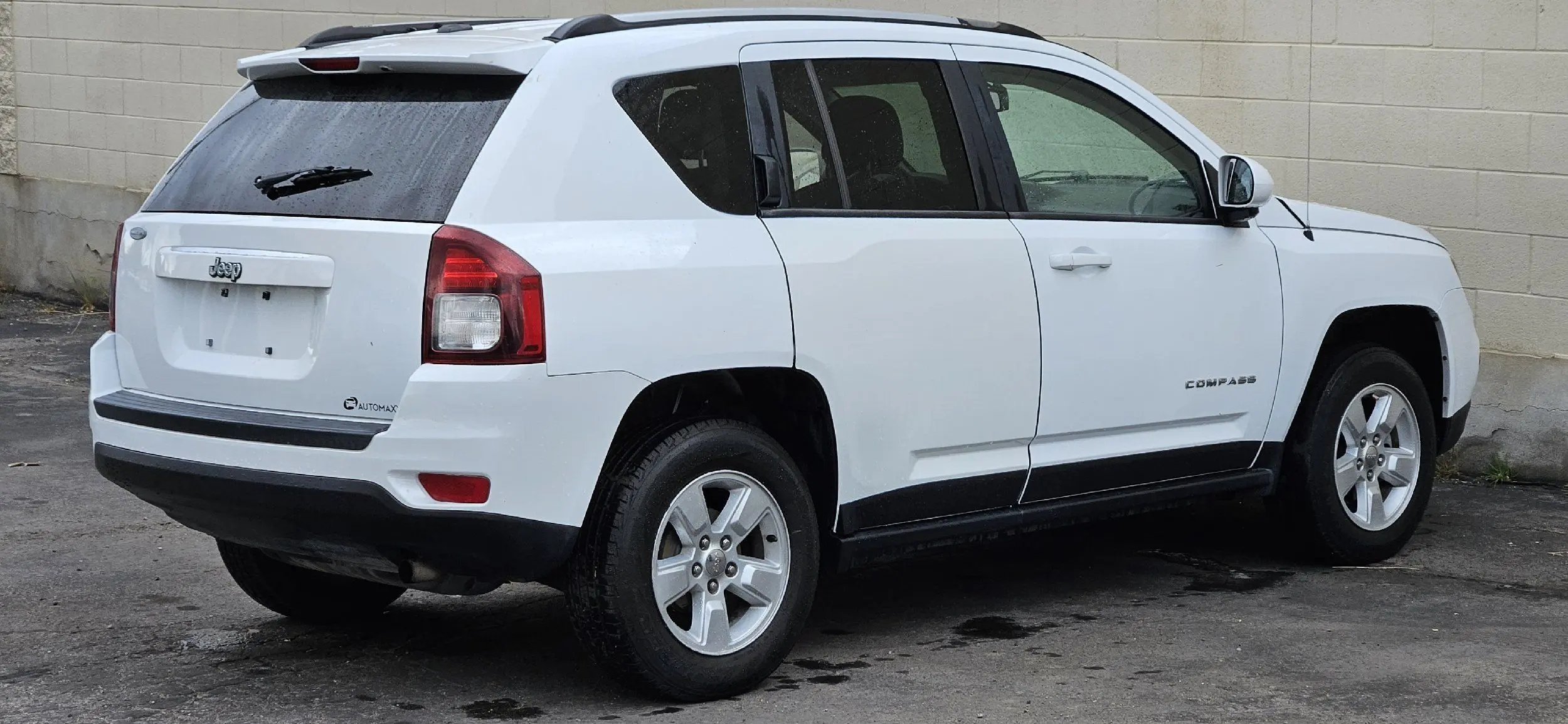 2017 Jeep Compass Latitude photo 3