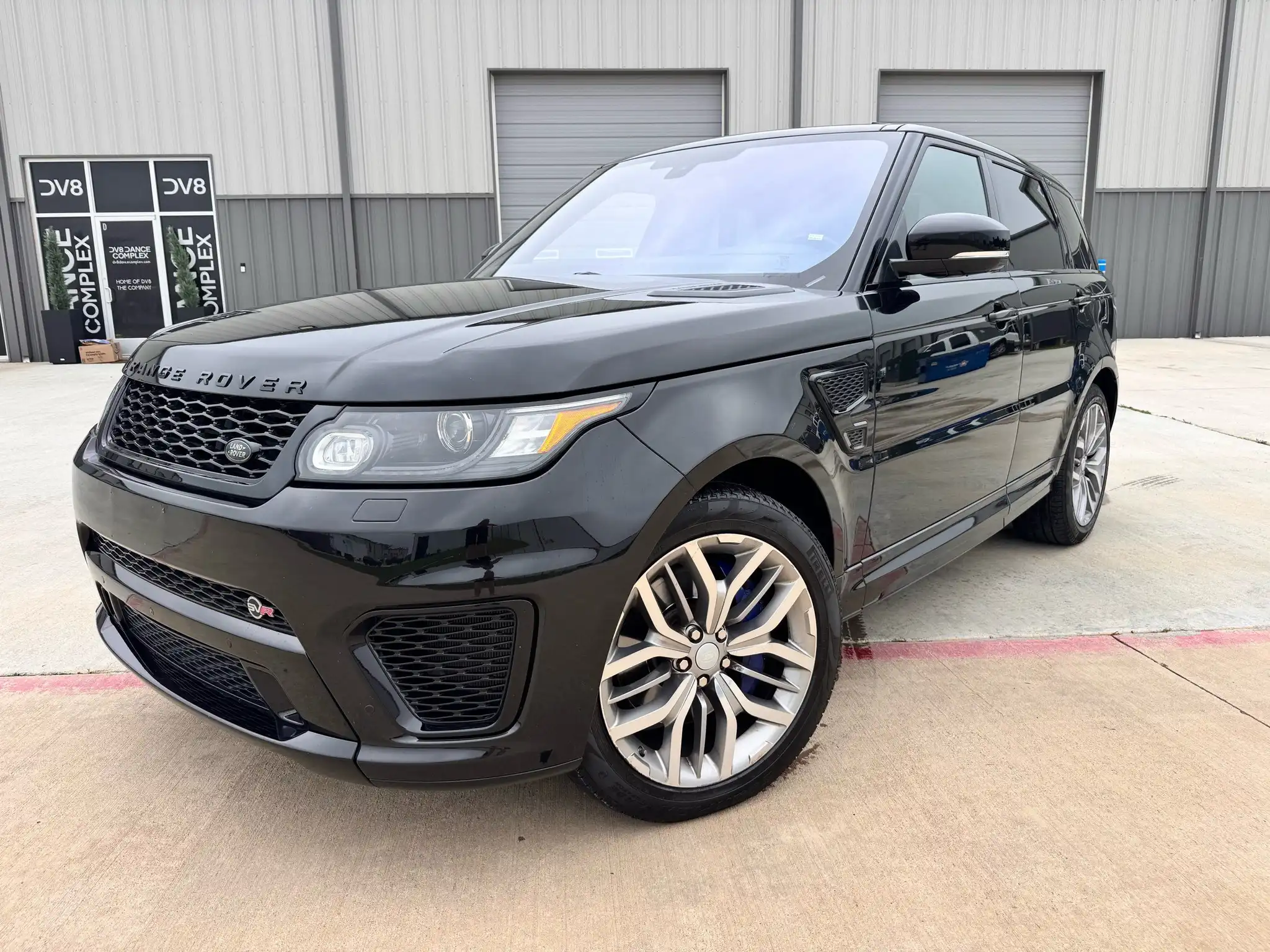 2016 Land Rover Range Rover Sport SVR 5.0's photo
