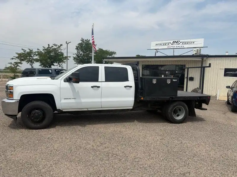 2019 Chevrolet Silverado HD WT 4WD Crew Cab 171.5" WB's photo