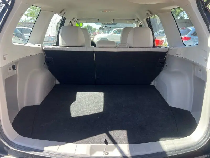 2012 Subaru Forester 2.5X AT photo 5