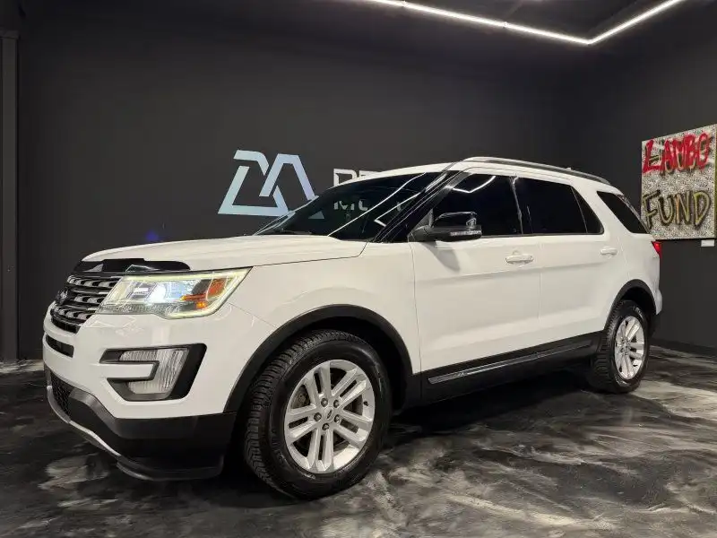 2017 Ford Explorer XLT FWD's photo