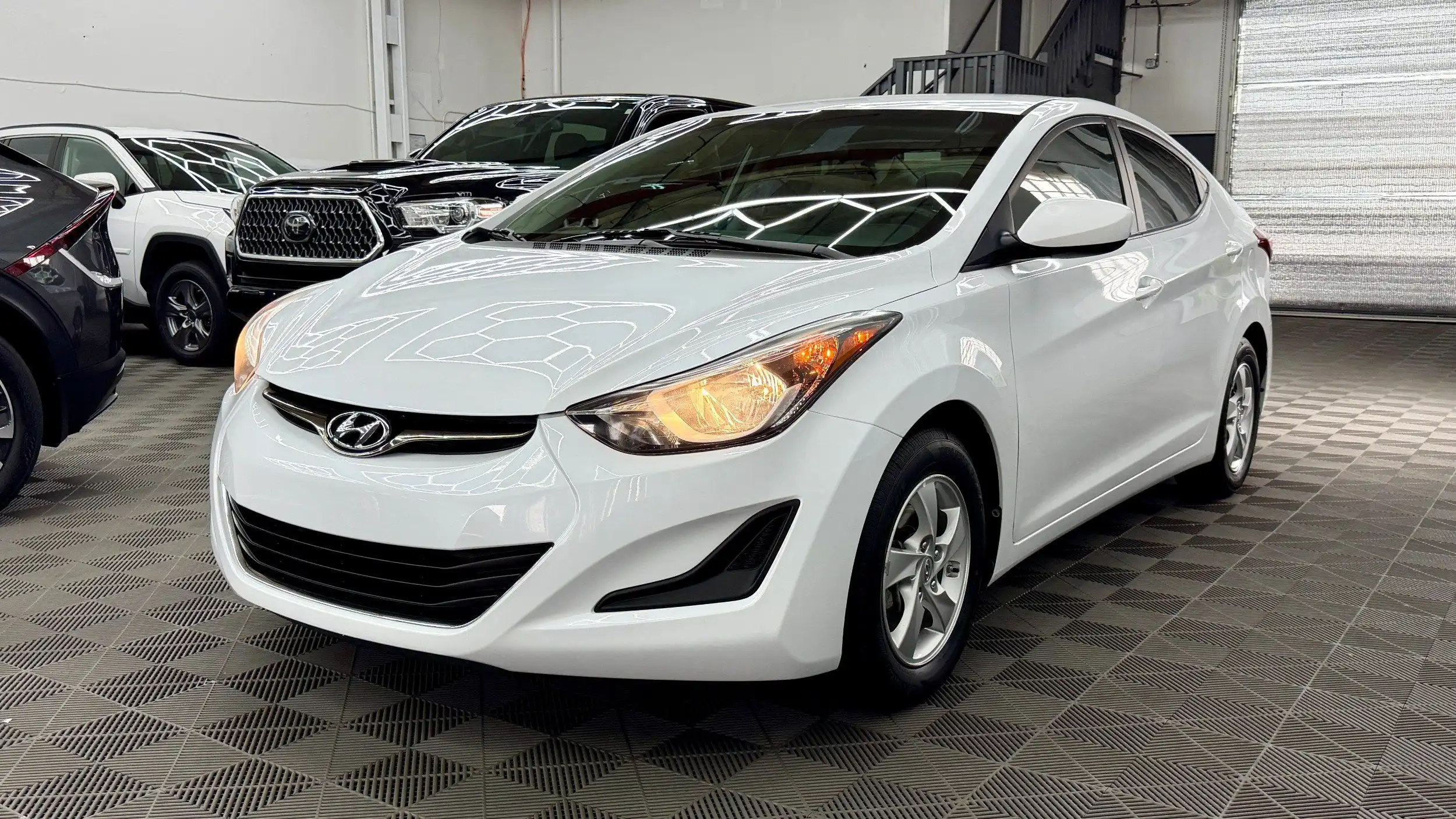 2015 Hyundai Elantra 1.8 SE A/T's photo