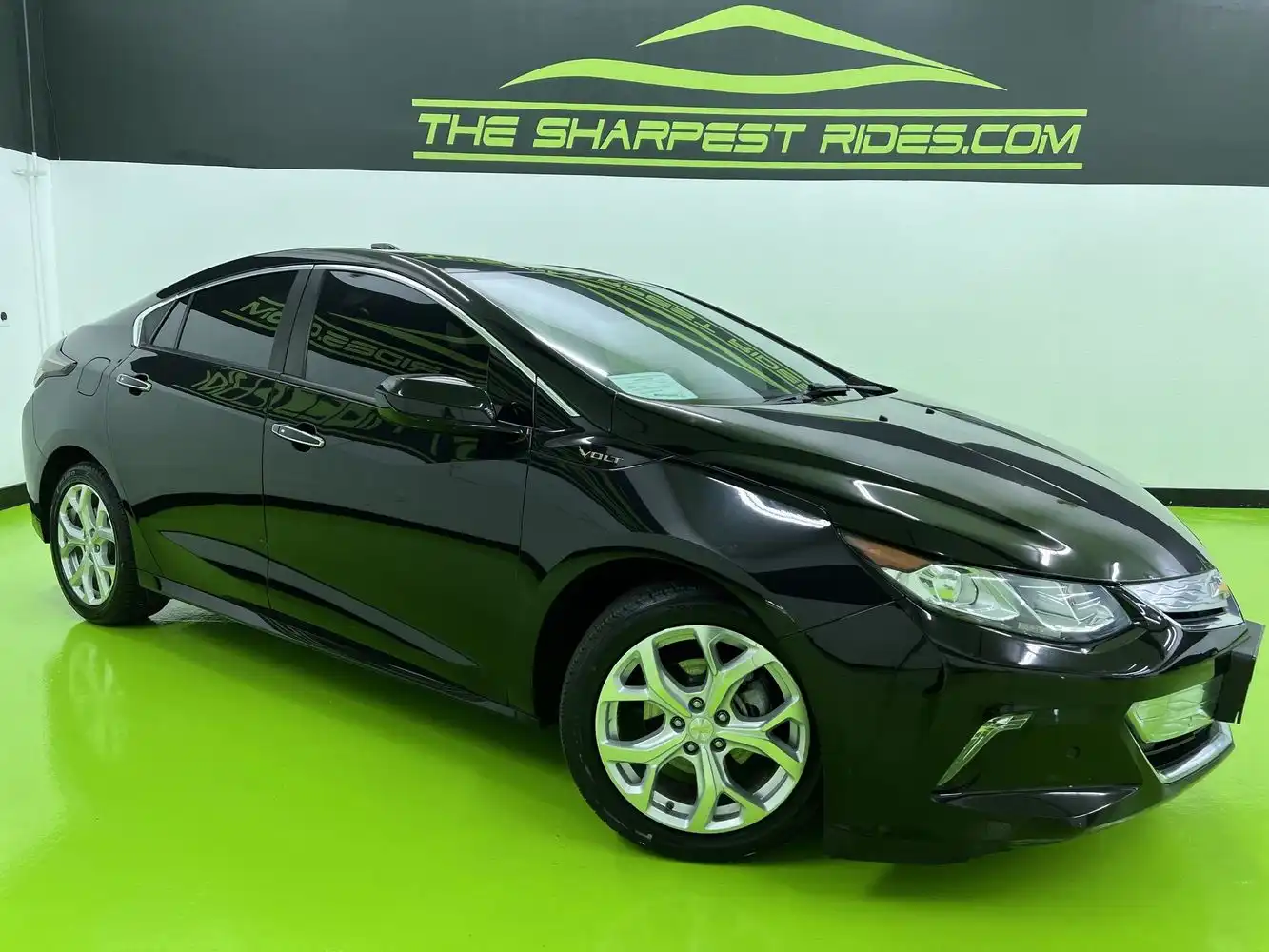 2017 Chevrolet Volt Premier's photo