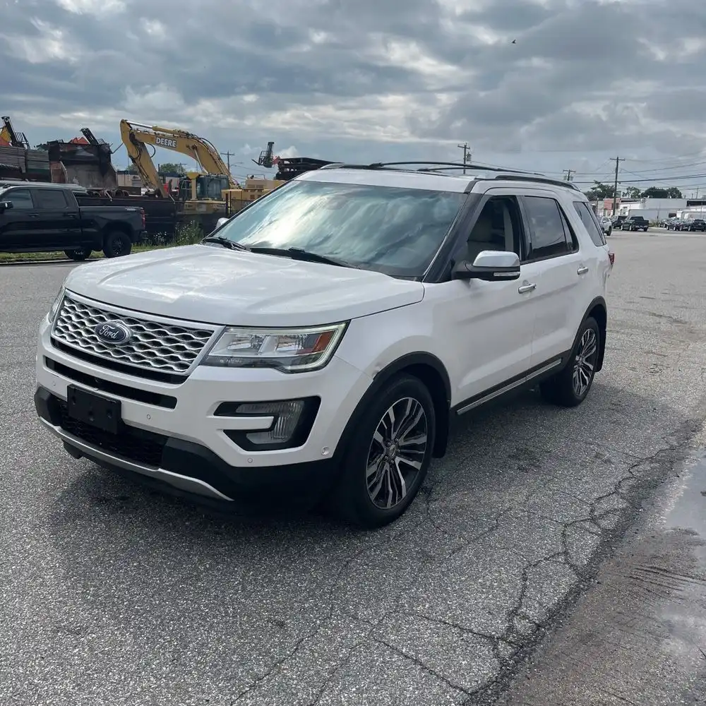 2017 Ford Explorer Platinum 4WD's photo
