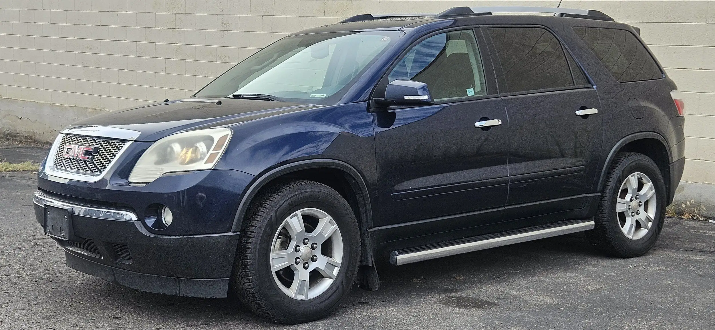 2012 GMC Acadia AWD SLE photo 1