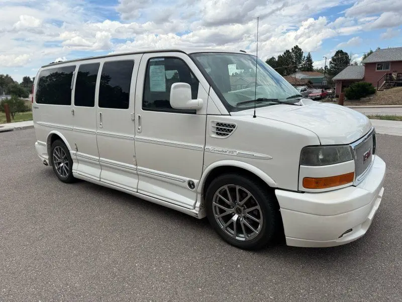 2014 GMC Savana 1500 LS photo 5