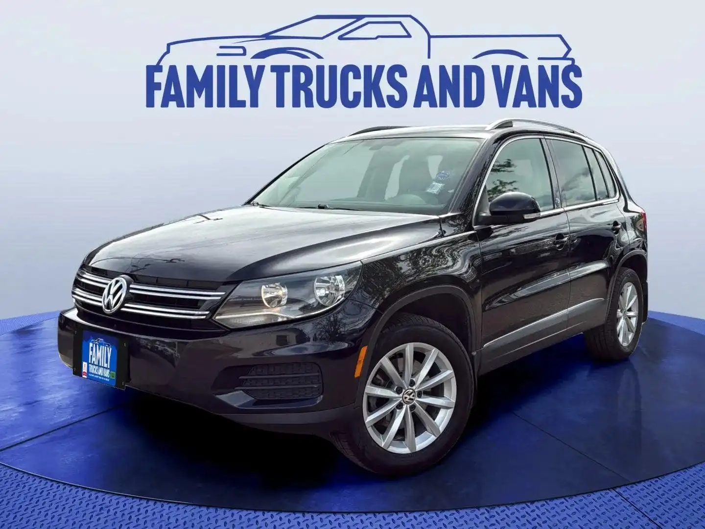 2017 Volkswagen Tiguan 2.0T Wolfsburg Edition 4Motion's photo