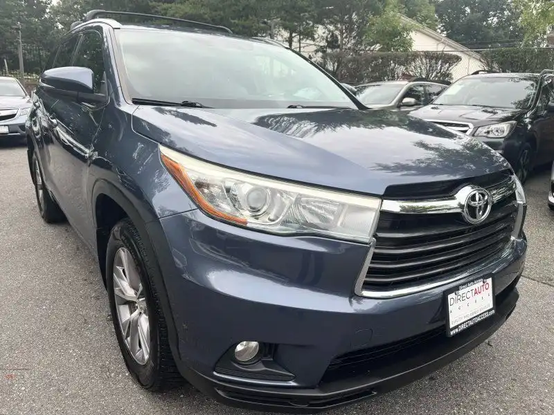 2015 Toyota Highlander XLE 4WD V6's photo