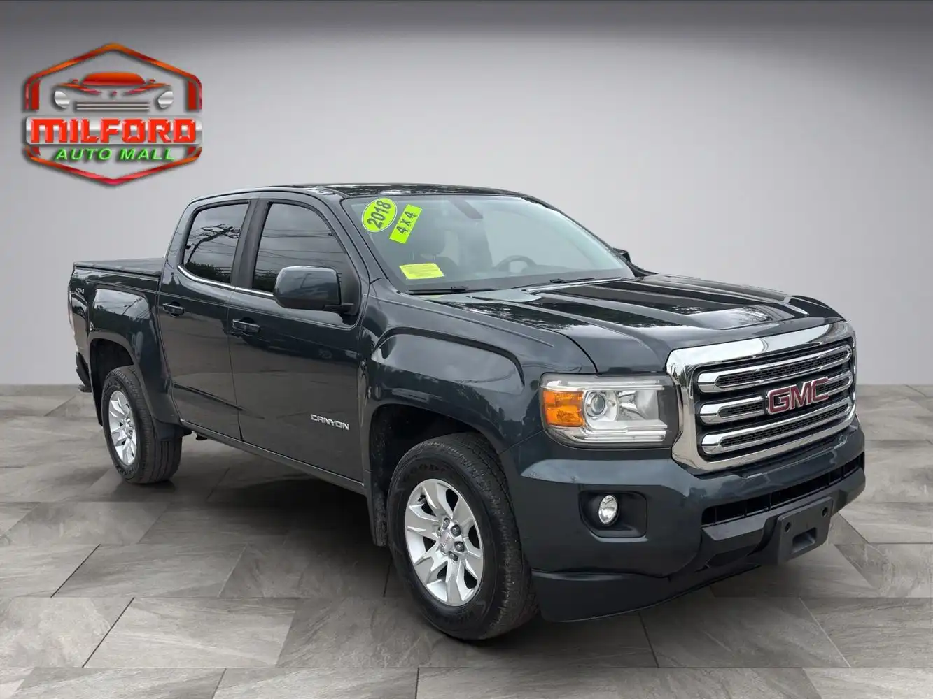 2018 GMC Canyon 4WD SLE Crew Cab Short Box's photo