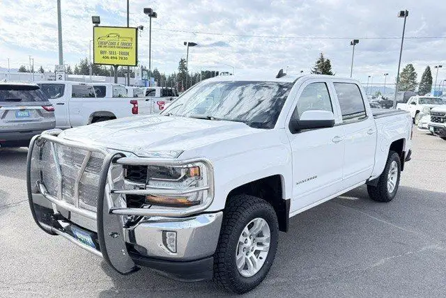 2018 Chevrolet Silverado 1500 LT 4WD Crew Cab Short Box's photo