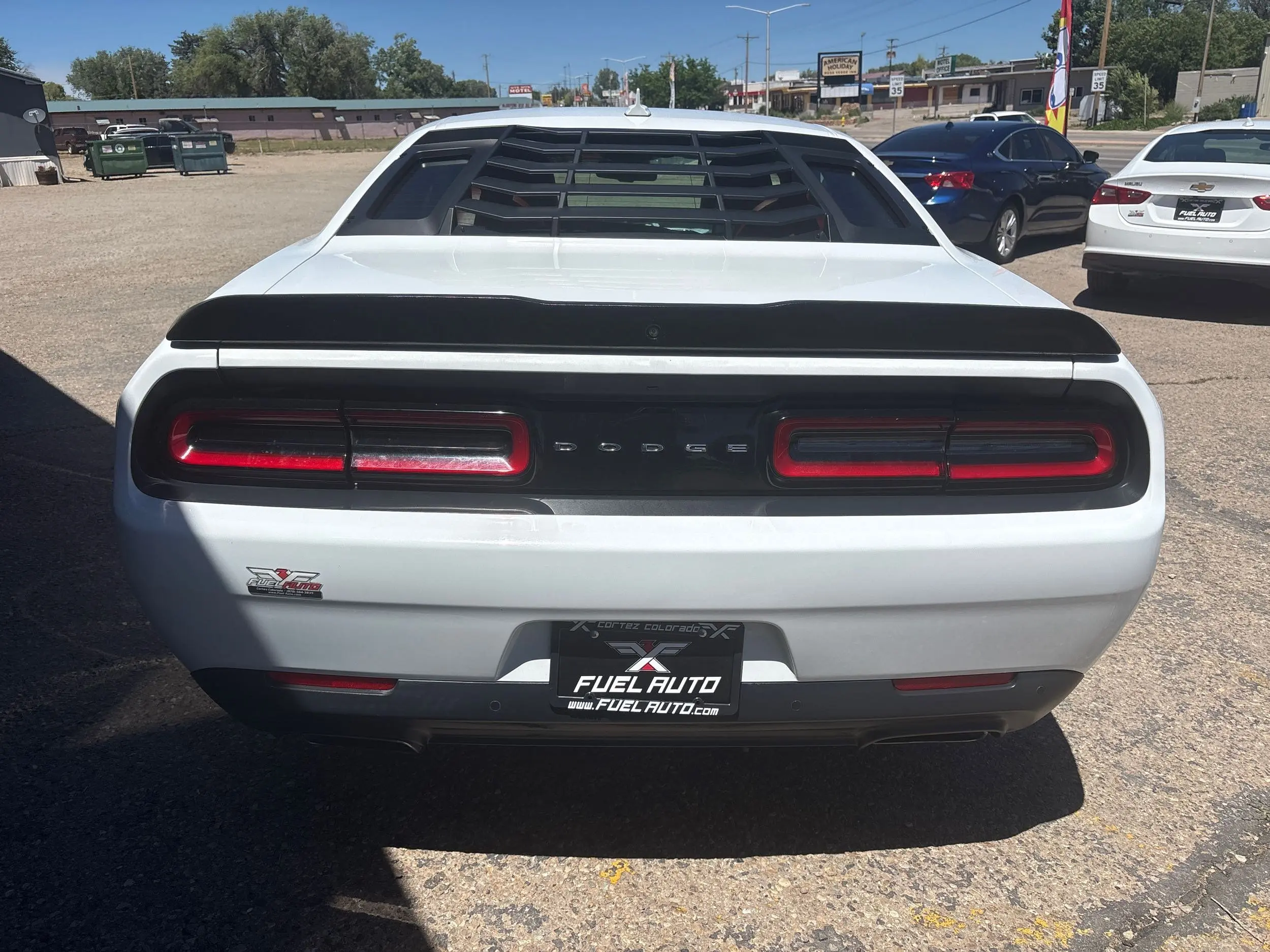 2016 Dodge Challenger R/T Plus photo 4