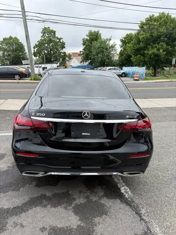 2023 Mercedes-Benz E-Class E350 4MATIC photo 4
