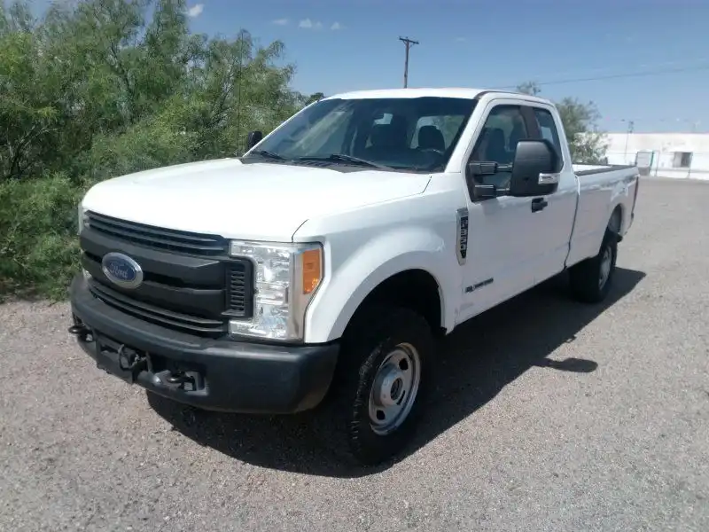2017 Ford F-350 XL 4x4 SuperCab 6-1/2' Box SRW's photo