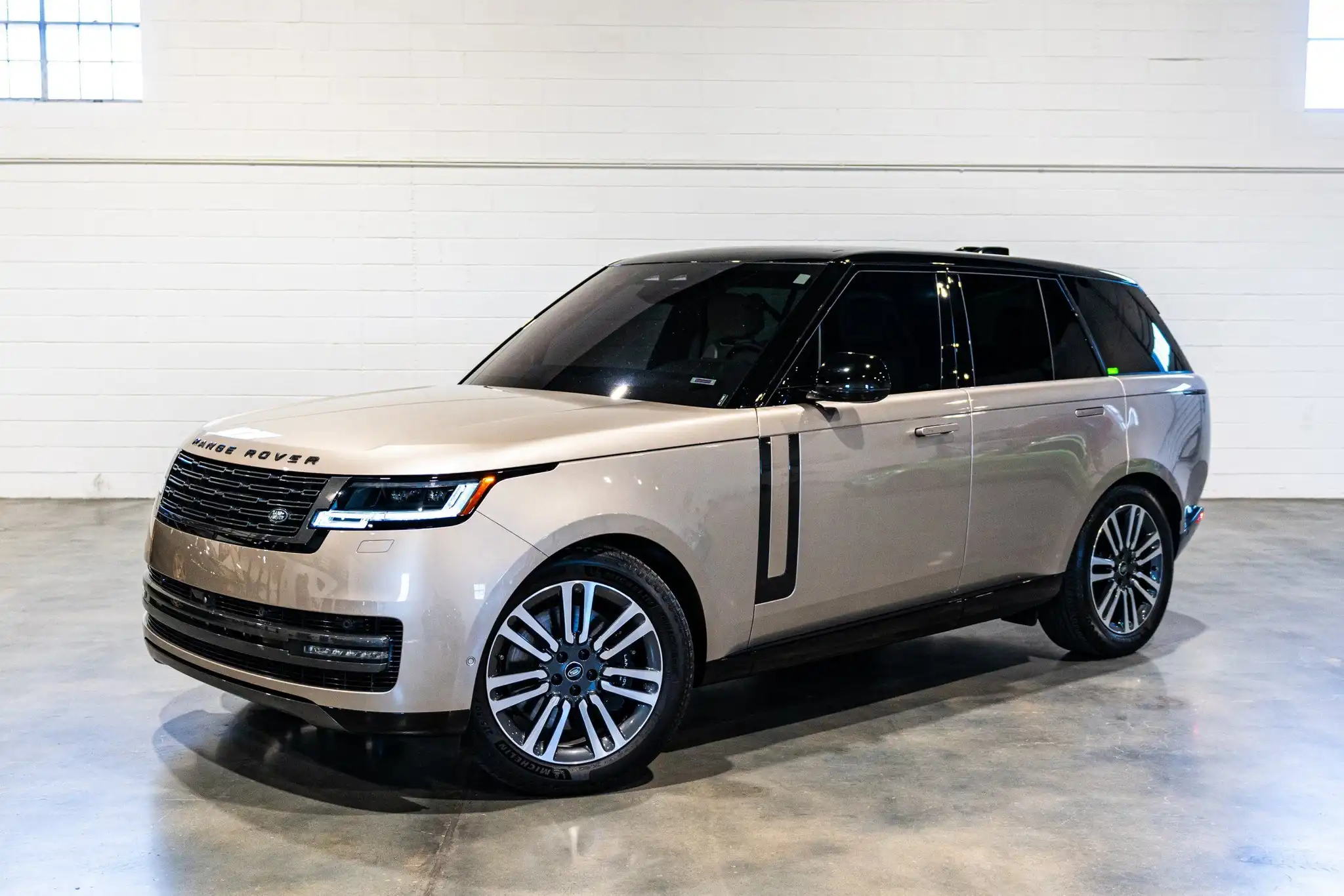 2023 Land Rover Range Rover 4.4 SE SWB's photo