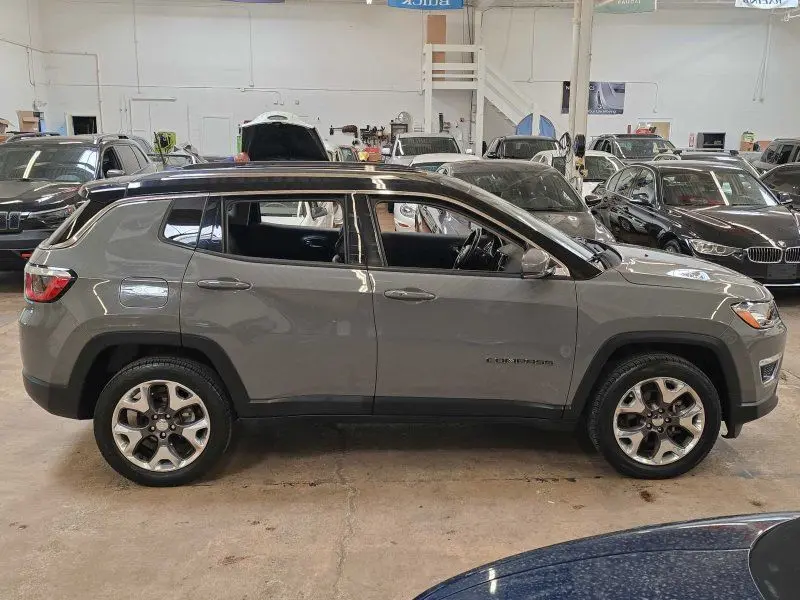 2020 Jeep Compass Limited 4X4 photo 3