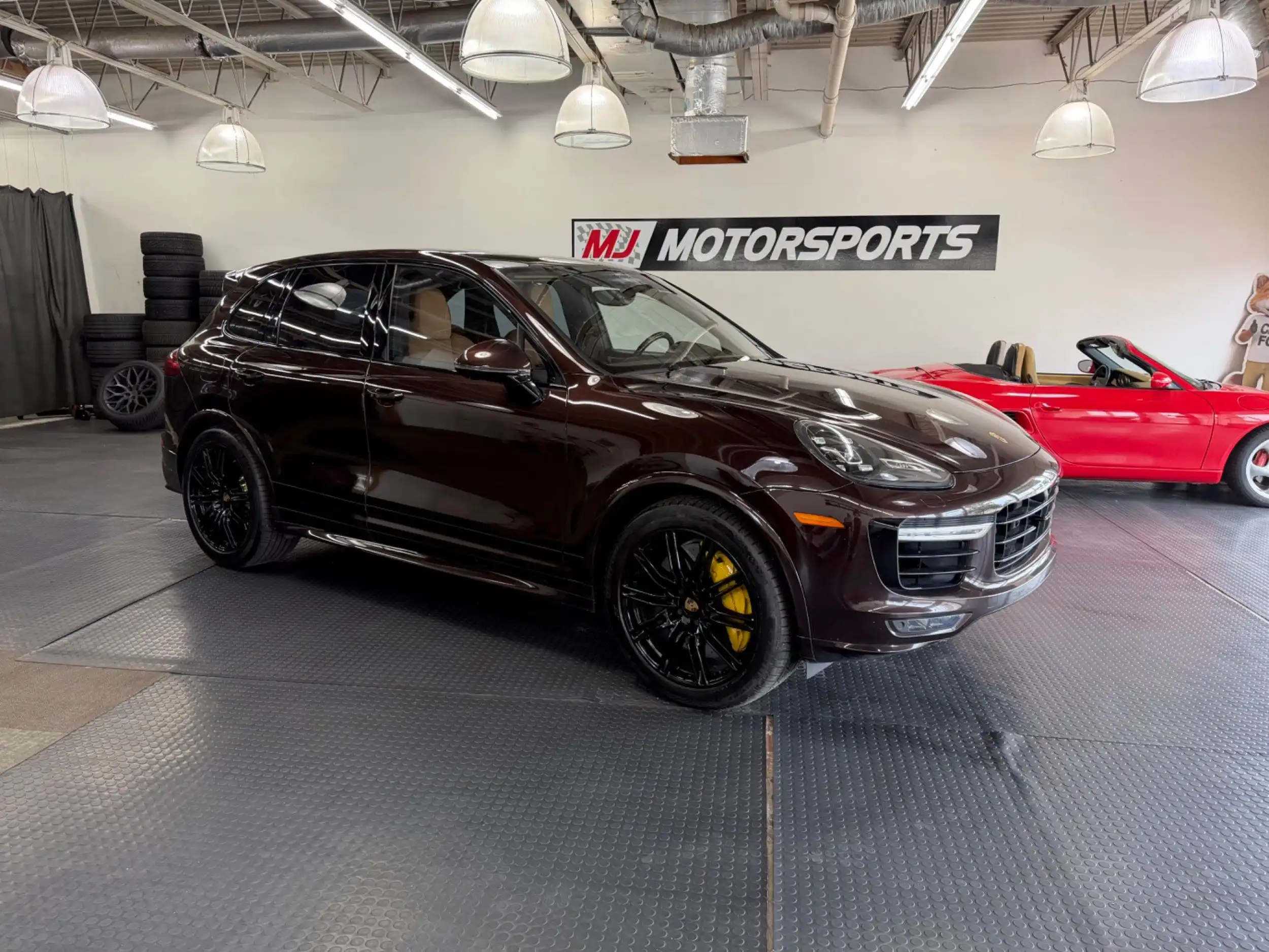 2016 Porsche Cayenne Turbo S's photo