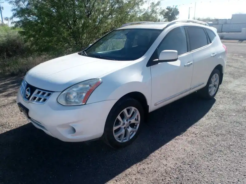 2011 Nissan Rogue SV AWD's photo