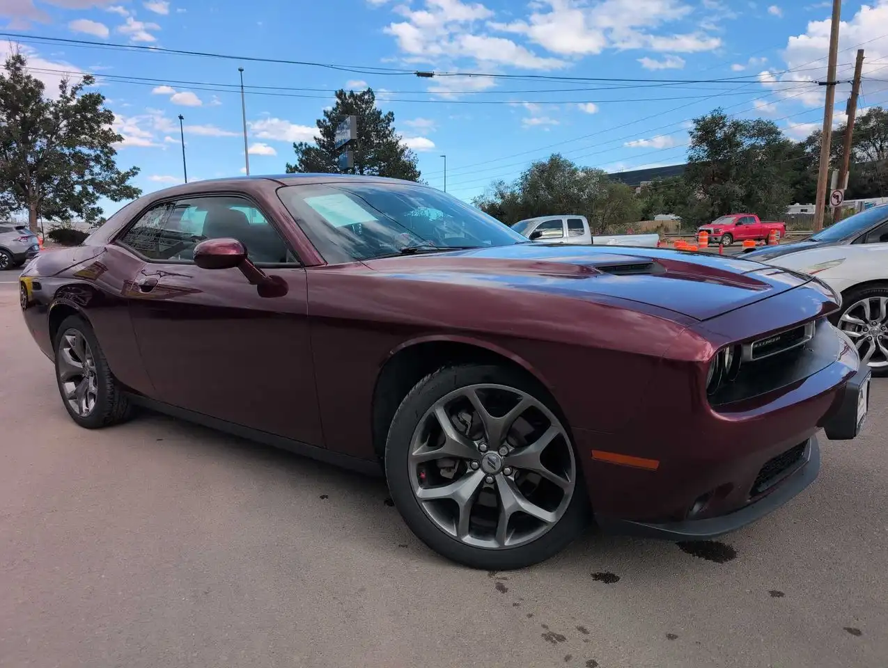 2017 Dodge Challenger SXT Plus's photo