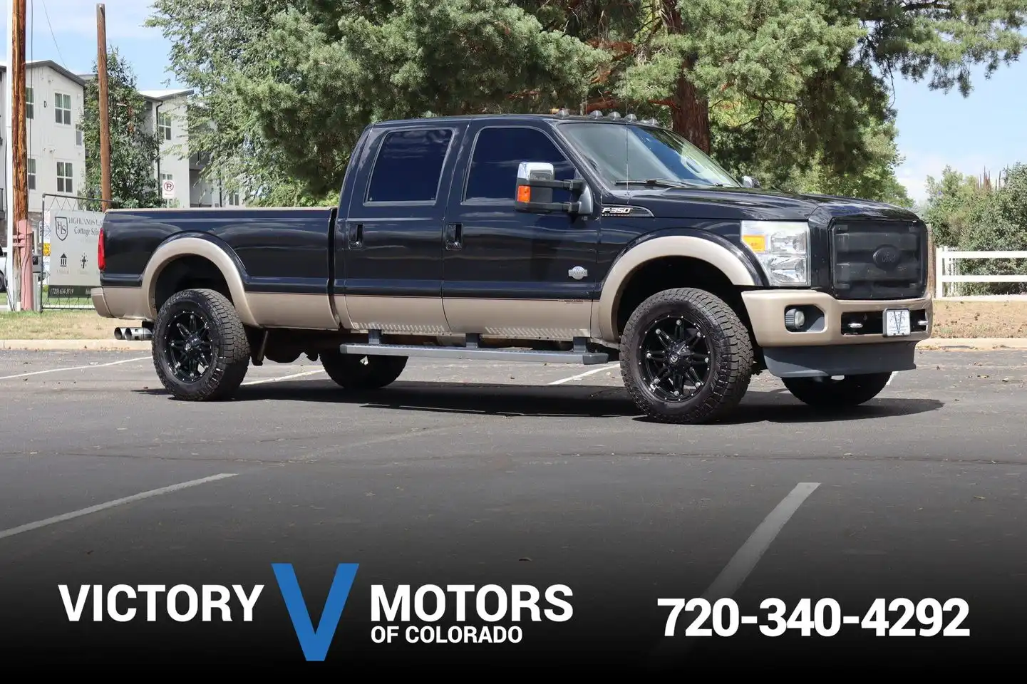 2014 Ford F-350 Lariat 4WD Crew Cab SRW 172 in's photo
