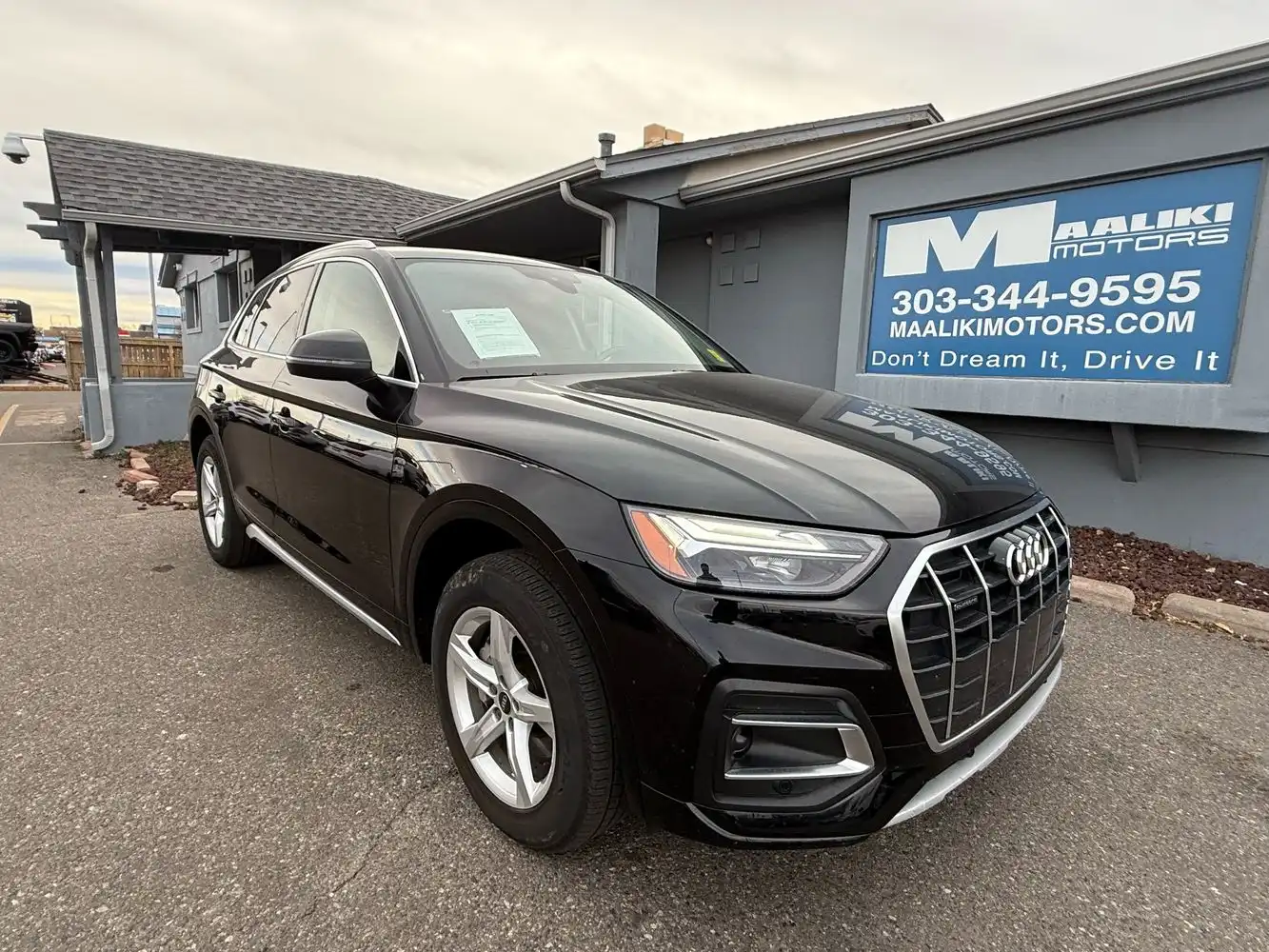 2023 Audi Q5 40 Premium's photo