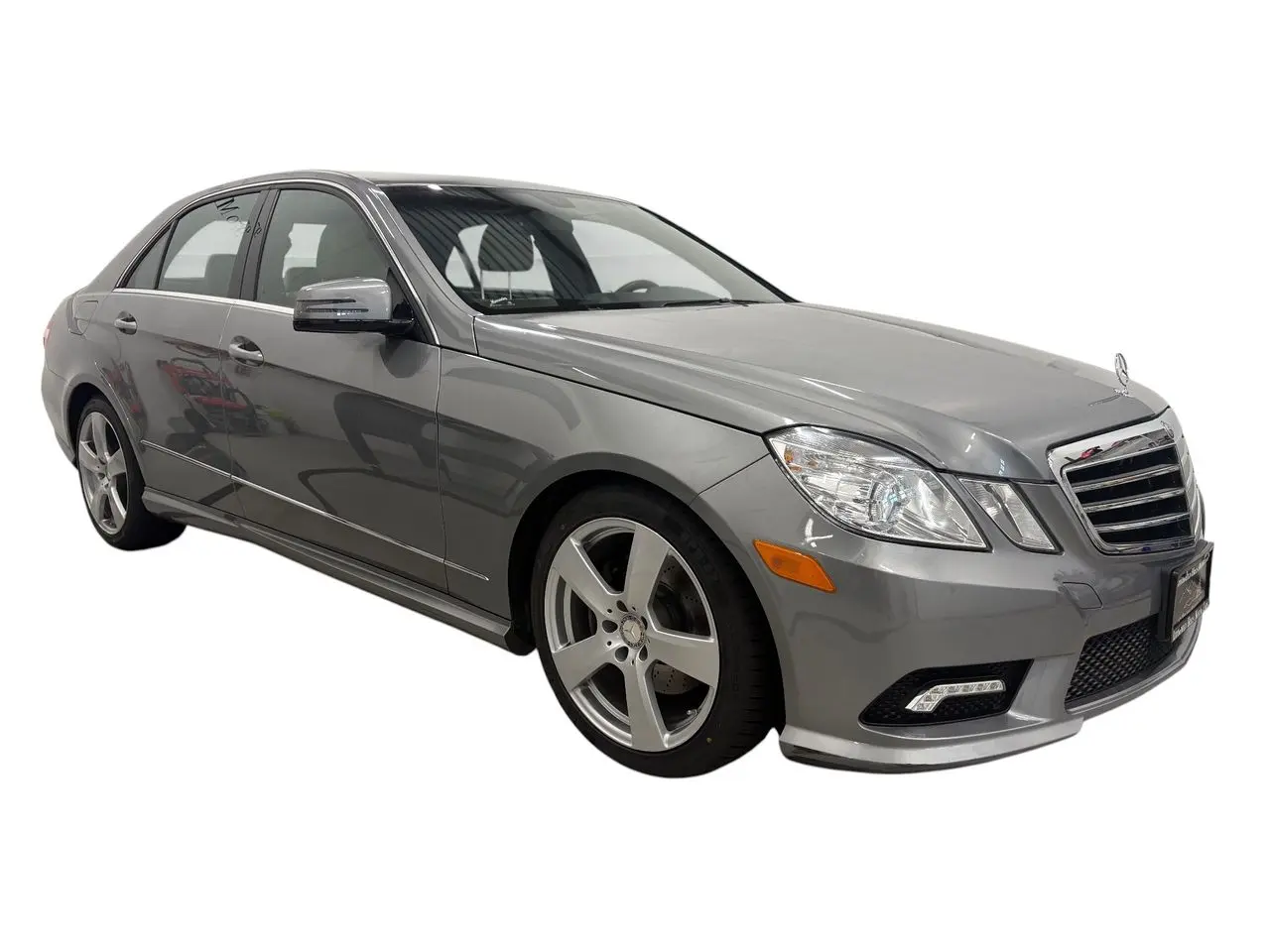 2011 Mercedes-Benz E-Class E350 Luxury 4MATIC photo 3