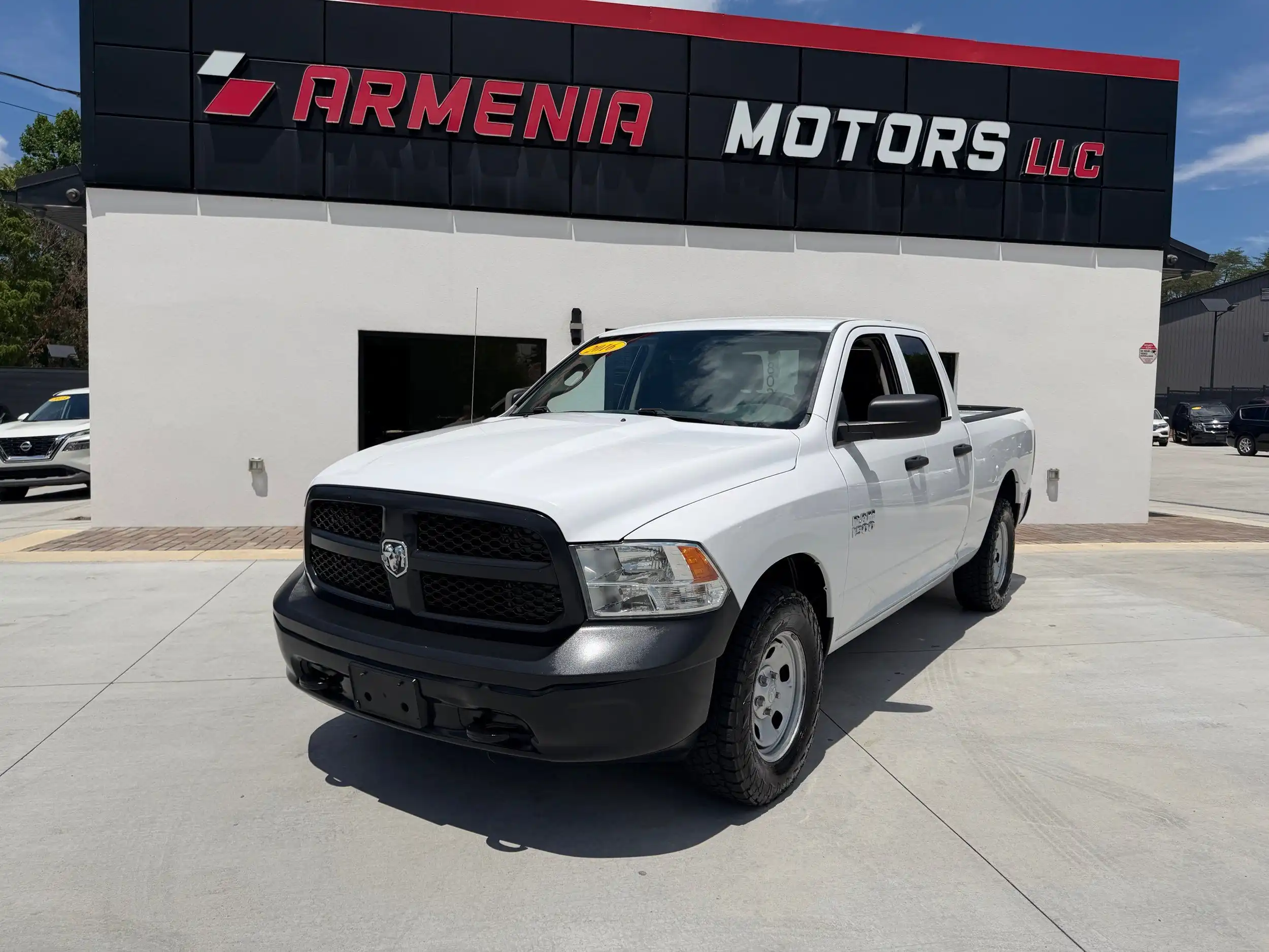 2016 RAM 1500 Tradesman 4x4 Quad Cab 6'4's photo
