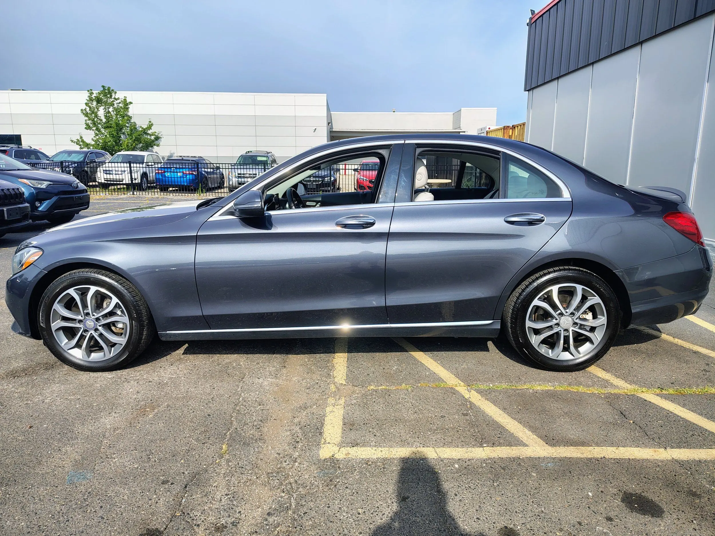 2016 Mercedes-Benz C-Class C300 4MATIC photo 5