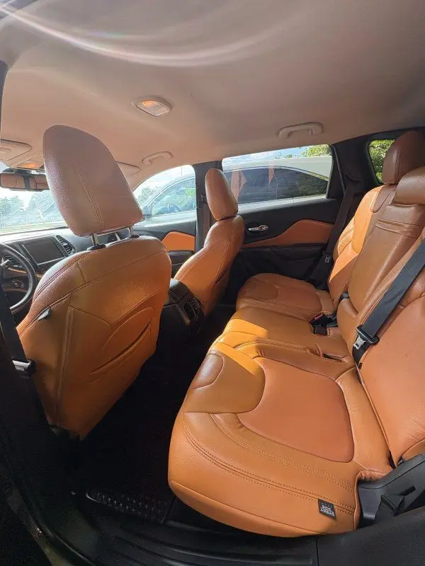 2015 Jeep Cherokee Latitude 4X4 photo 4
