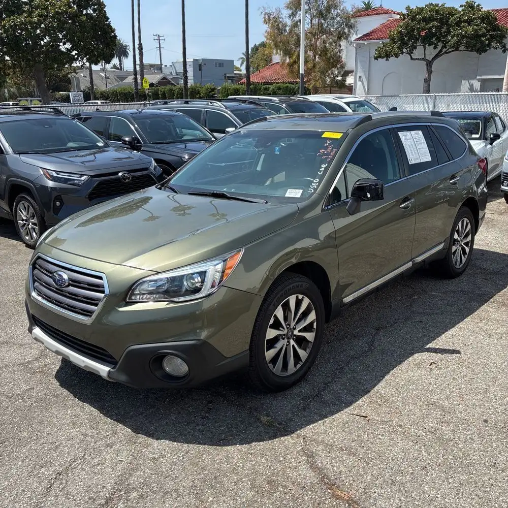 2017 Subaru Outback 3.6R Touring's photo
