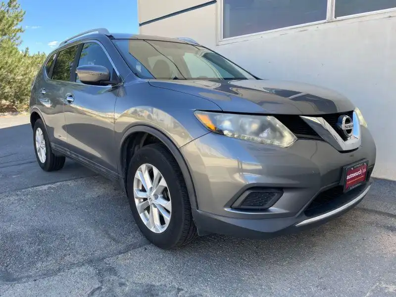 2016 Nissan Rogue SV AWD's photo
