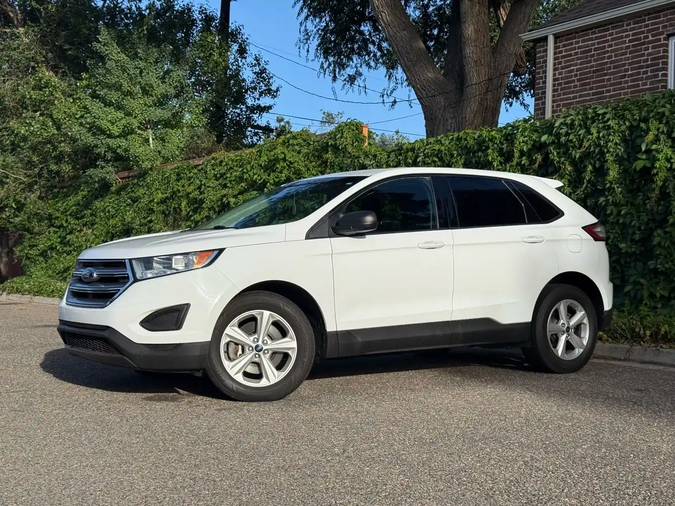2017 Ford Edge SE AWD's photo