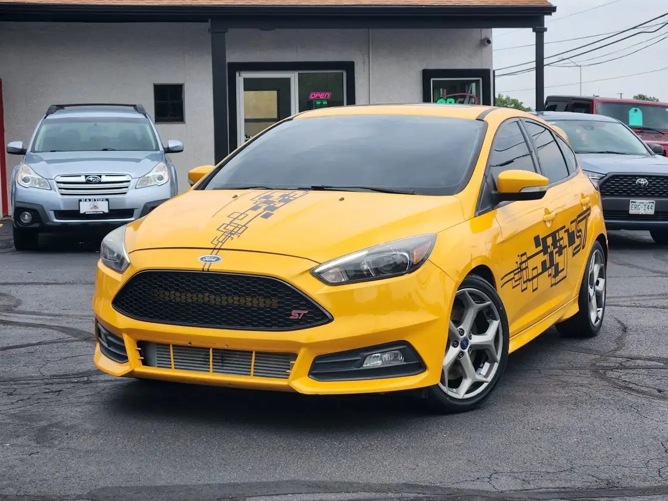 2015 Ford Focus 5 Door Hatch ST's photo