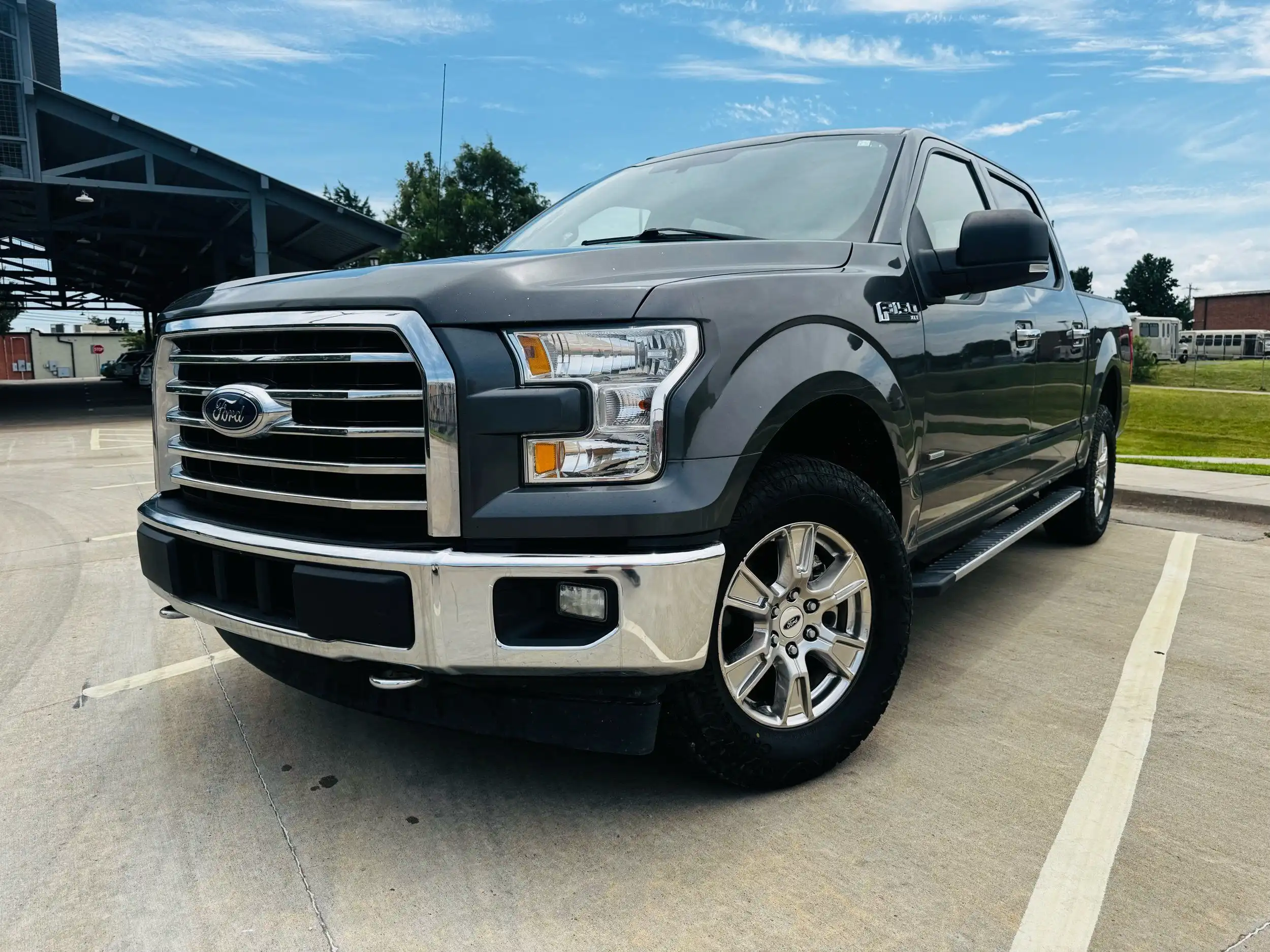 2017 Ford F-150 XLT 4x4 SuperCrew 5-1/2 Box's photo