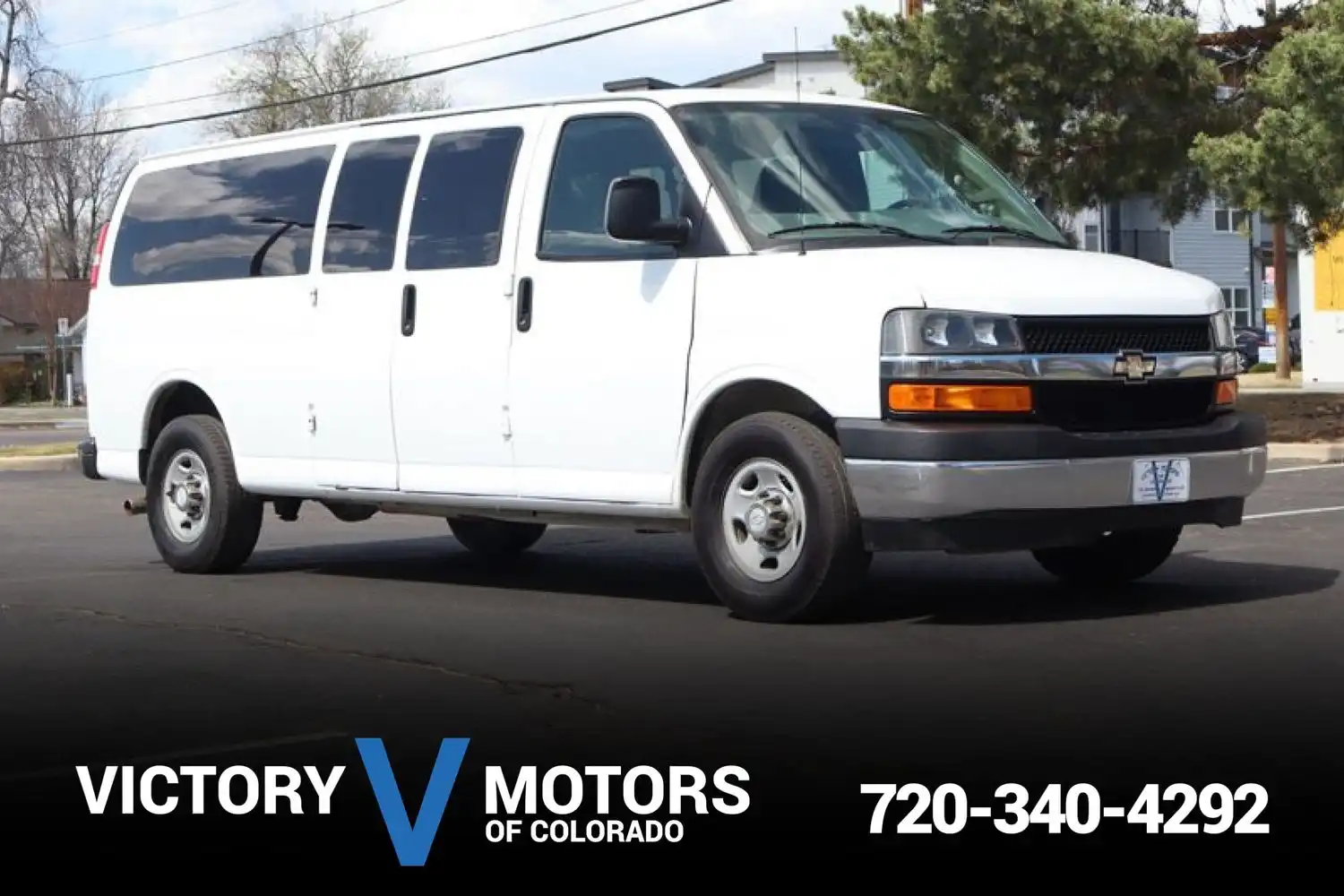 2017 Chevrolet Express 3500 LS Extended's photo