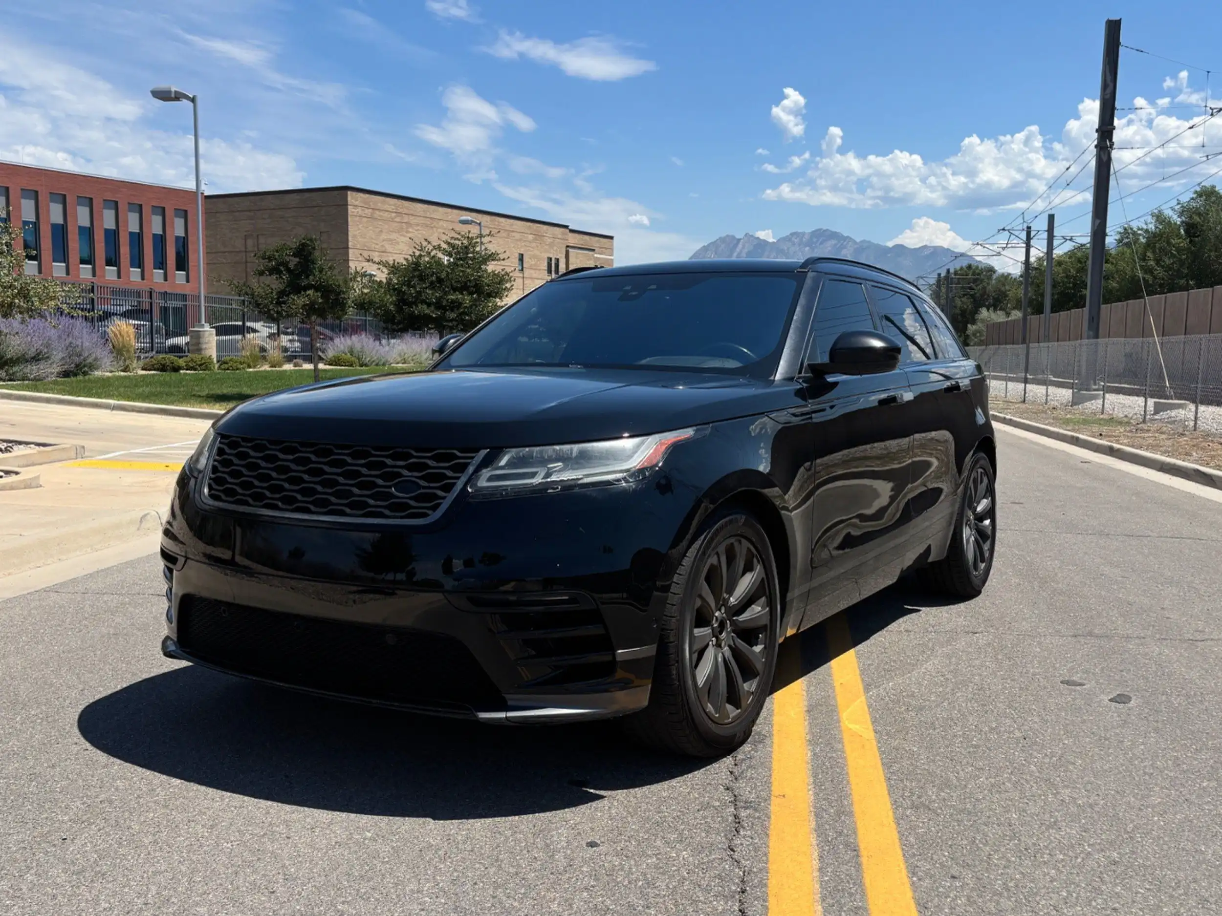 2018 Land Rover Range Rover Velar R-Dynamic SE V6's photo