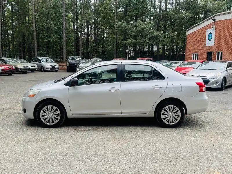 2007 Toyota Yaris's photo