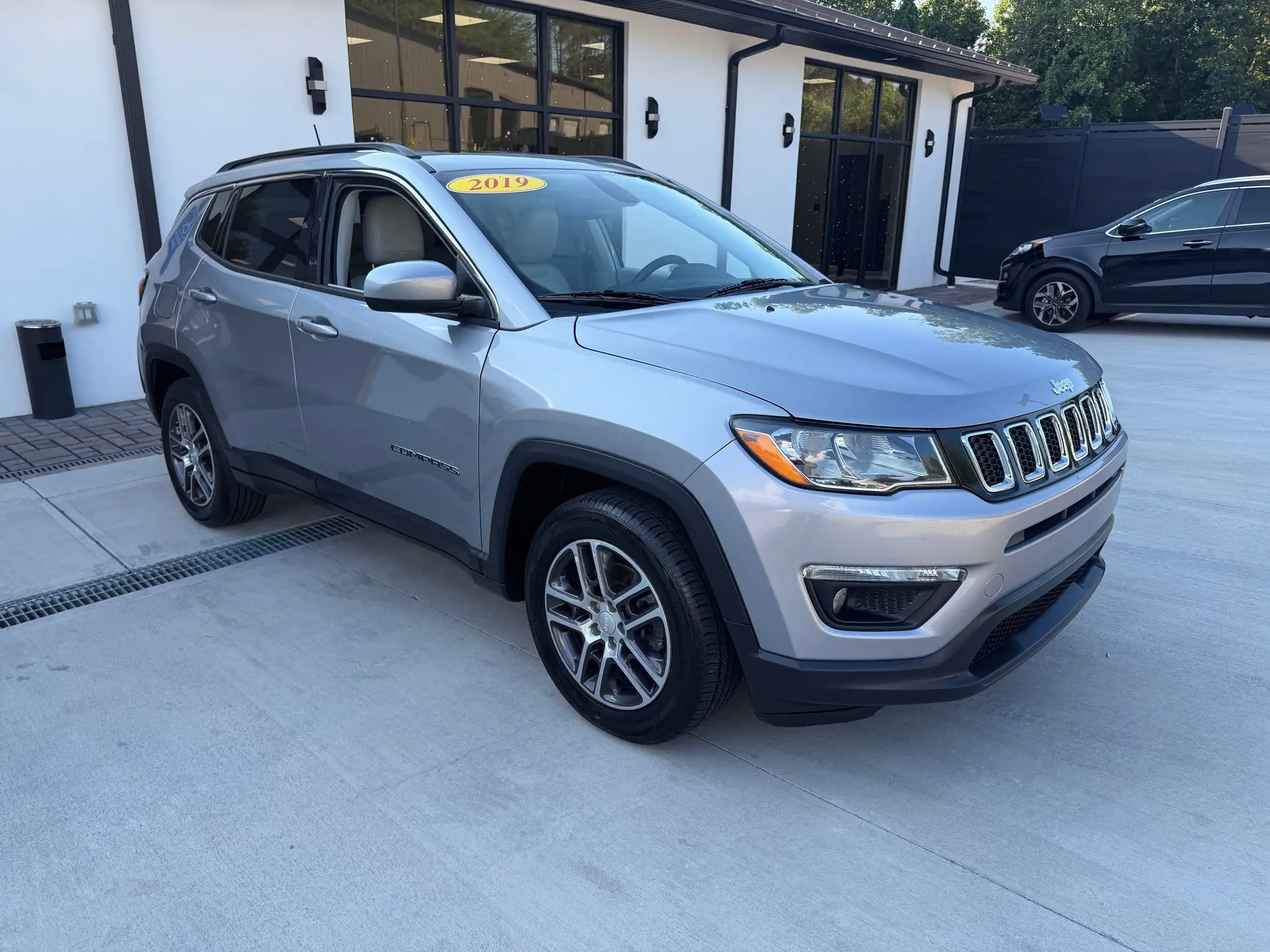 2019 Jeep Compass Sun & Wheel's photo