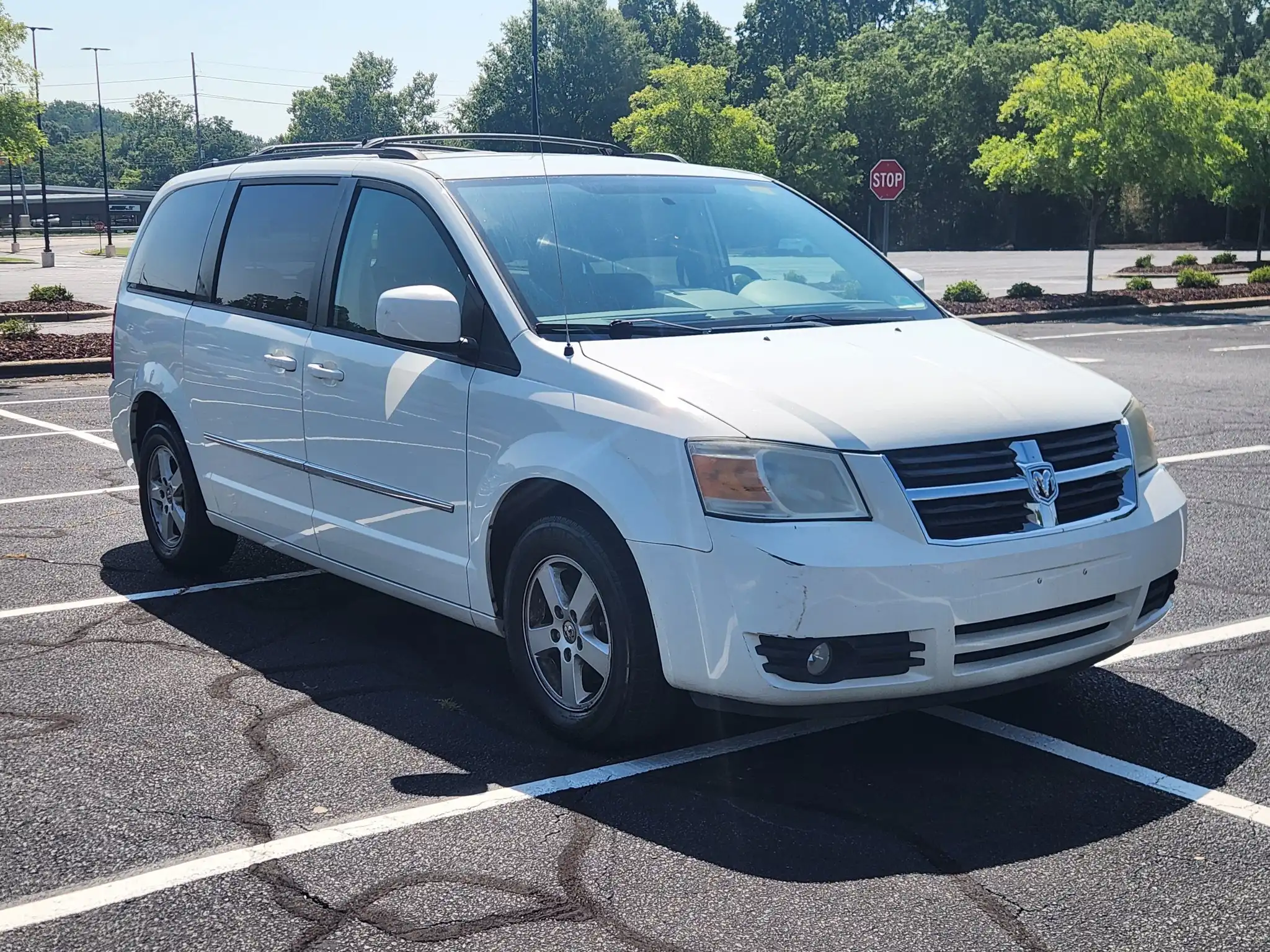 2010 Dodge Grand Caravan SXT FWD's photo