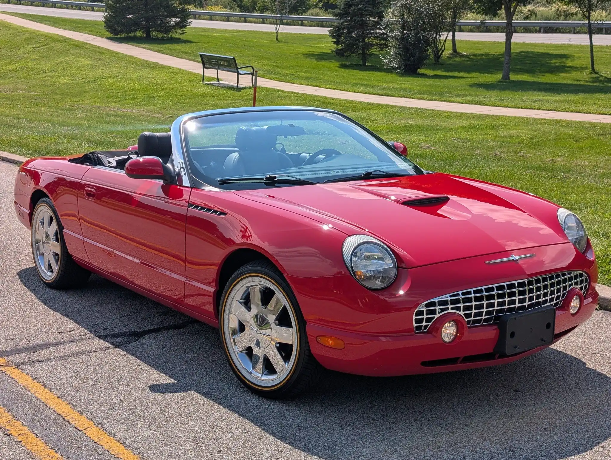2002 Ford Thunderbird Premium With Removable Top's photo