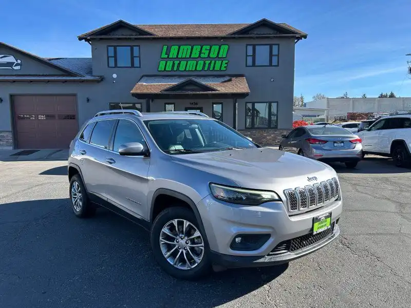 2019 Jeep Cherokee Latitude Plus 4X4's photo