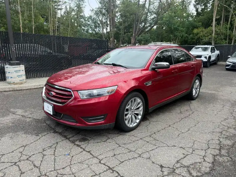 2015 Ford Taurus Limited FWD's photo