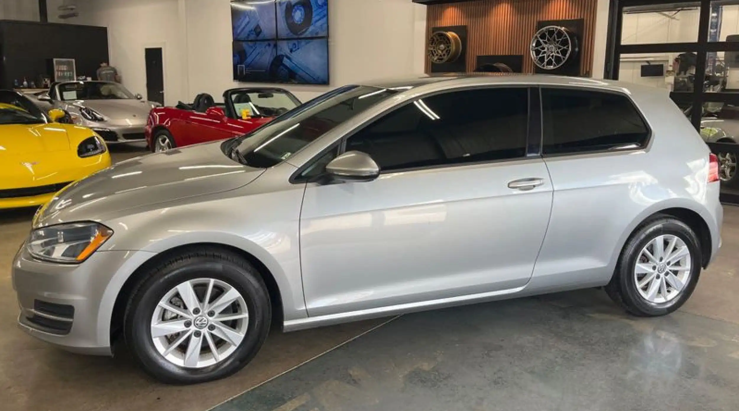 2015 Volkswagen Golf TSI S 2-door Auto PZEV's photo